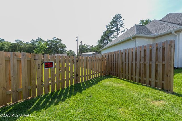 7298 S Aberdeen Drive, Pass Christian, MS 39571