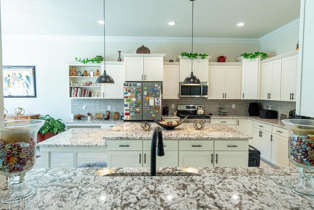7298 S Aberdeen Drive, Pass Christian, MS 39571
