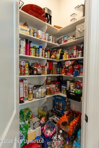 7298 S Aberdeen Drive, Pass Christian, MS 39571
