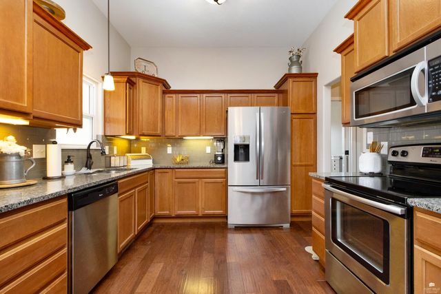 9950 Rosemary Lane, Manhattan, KS 66502