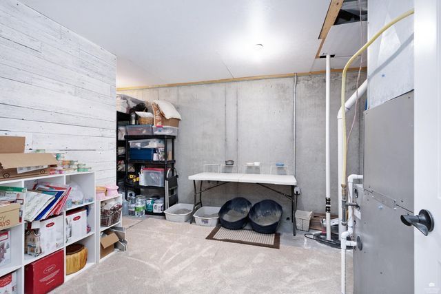 9950 Rosemary Lane, Manhattan, KS 66502