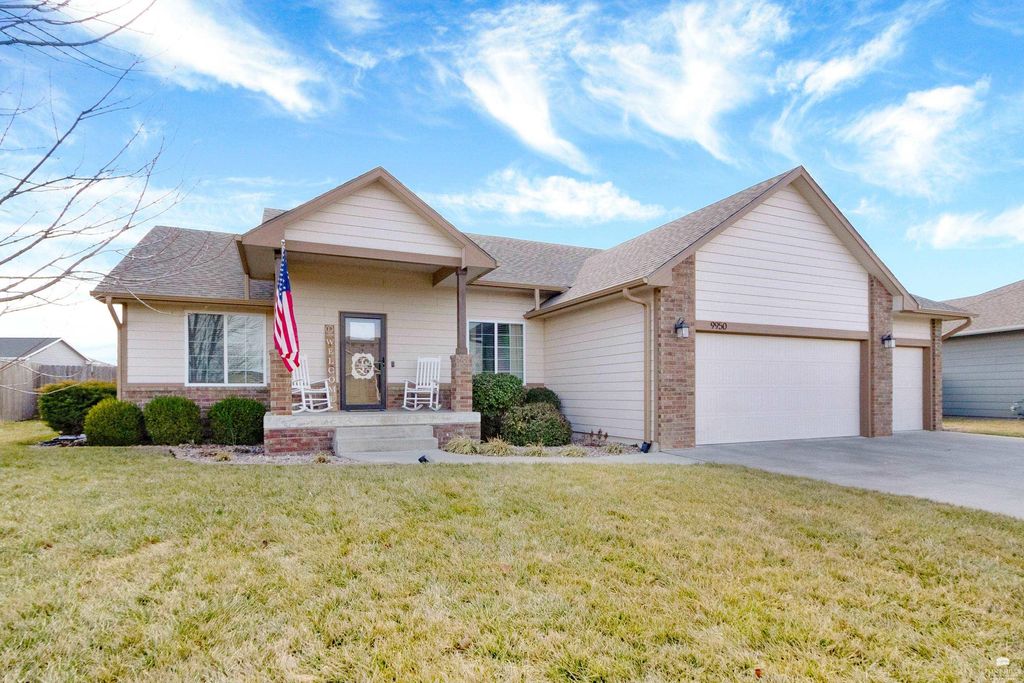 9950 Rosemary Lane, Manhattan, KS 66502