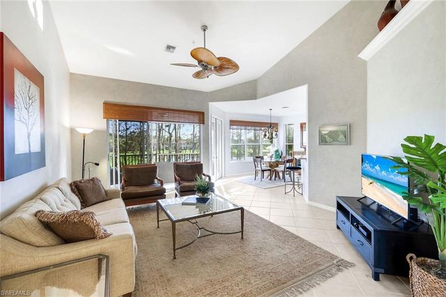 8490 Danbury BLVD # 205, Naples, FL 34120