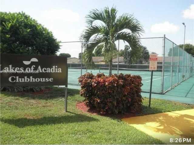 5685 NW 194th Ln, Miami Gardens, FL 33055