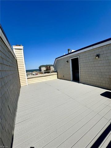 2326 Starfish RD, Virginia Beach, VA 23451