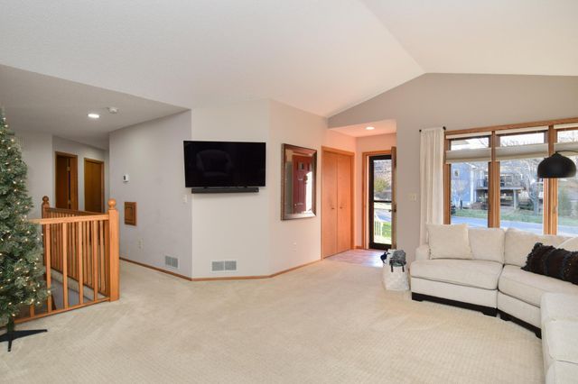 1689 Stinson Boulevard, New Brighton, MN 55112