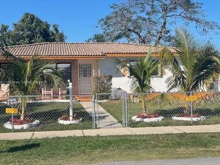 11775 SW 173rd Ter, Miami, FL 33177