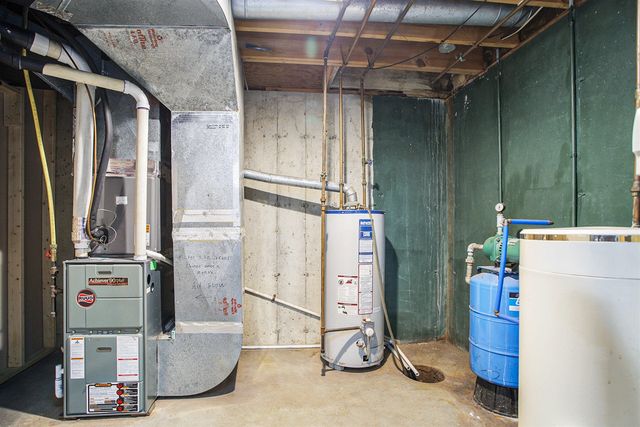 234 Lyn Brook Drive, Coldwater, MI 49036