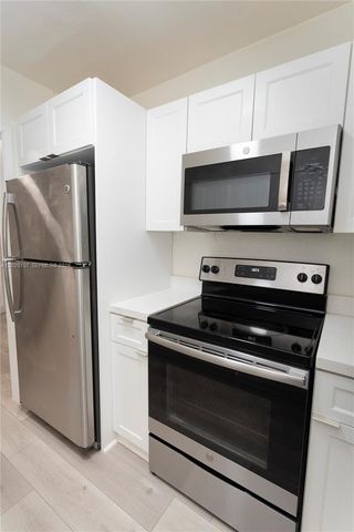 111 SW 31st Ct 1, Miami, FL 33135