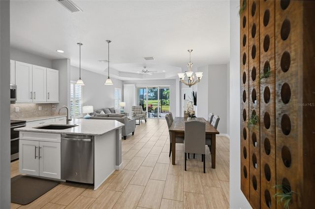 7105 VISTA BELLA DRIVE, Bradenton, FL 34209