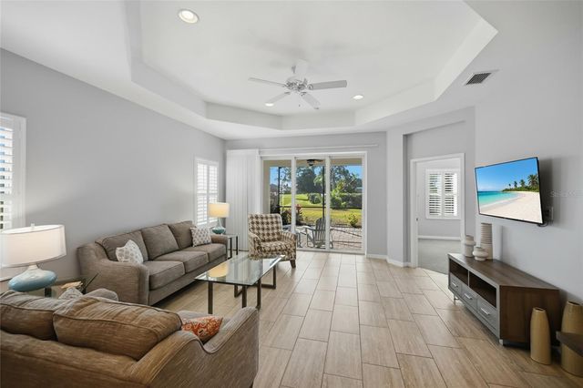 7105 VISTA BELLA DRIVE, Bradenton, FL 34209