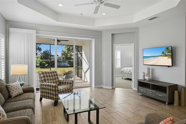 7105 VISTA BELLA DRIVE, Bradenton, FL 34209