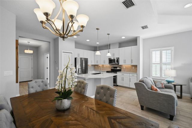 7105 VISTA BELLA DRIVE, Bradenton, FL 34209