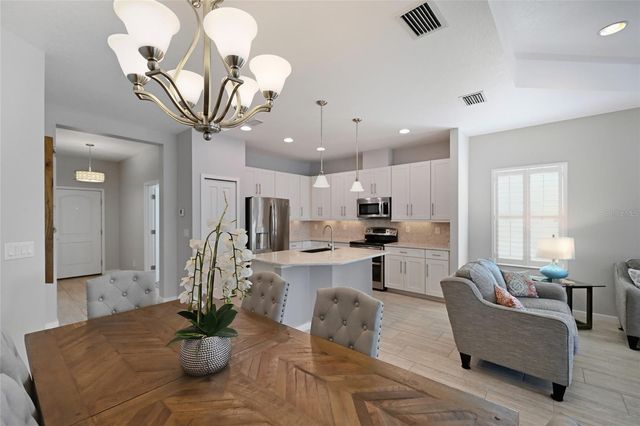 7105 VISTA BELLA DRIVE, Bradenton, FL 34209