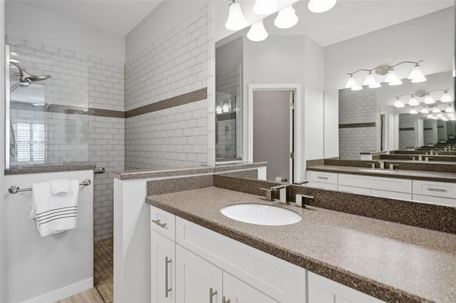 7105 VISTA BELLA DRIVE, Bradenton, FL 34209