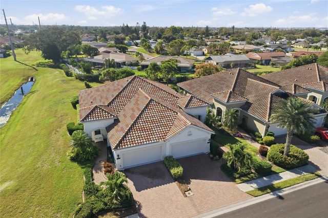 7105 VISTA BELLA DRIVE, Bradenton, FL 34209