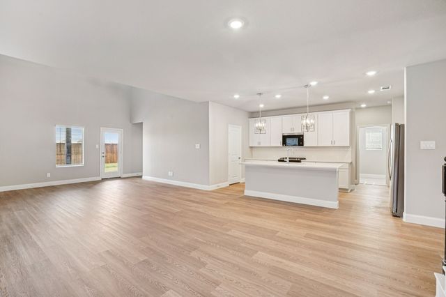 10816 Colonial Heights Lane, Fort Worth, TX 76179