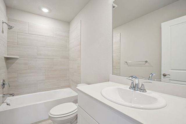 10816 Colonial Heights Lane, Fort Worth, TX 76179