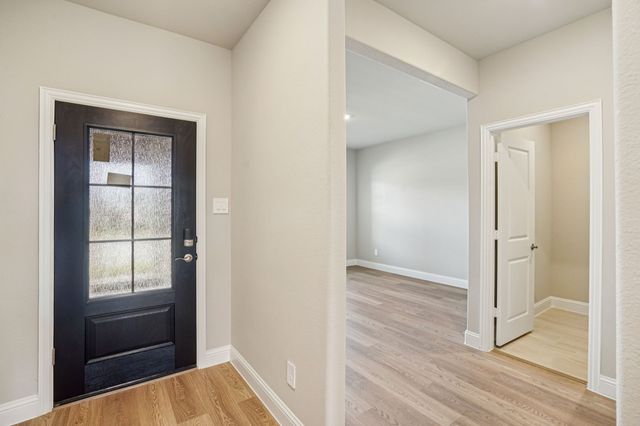 10816 Colonial Heights Lane, Fort Worth, TX 76179
