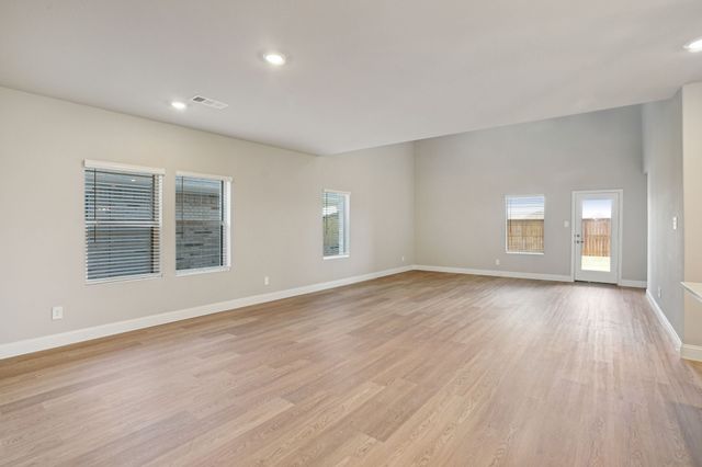 10816 Colonial Heights Lane, Fort Worth, TX 76179