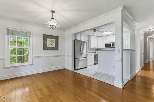 305 Glen Echo Lane Unit M, Cary, NC 27518