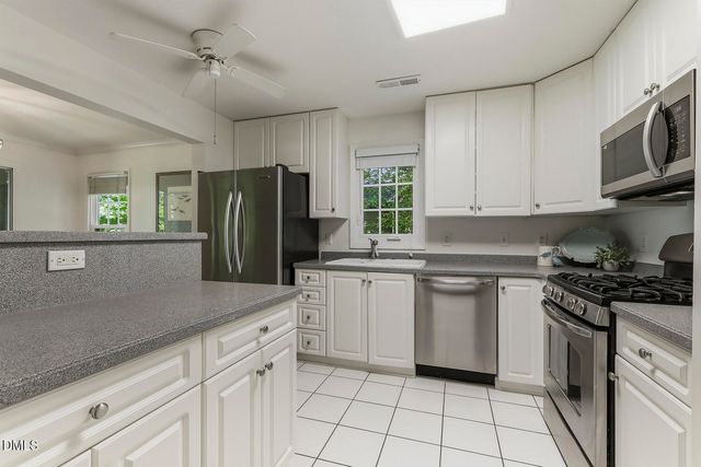 305 Glen Echo Lane Unit M, Cary, NC 27518