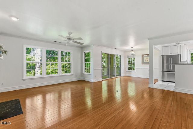 305 Glen Echo Lane Unit M, Cary, NC 27518