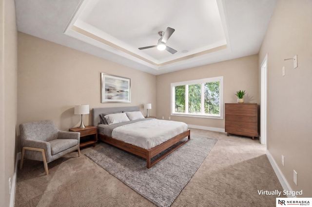 9700 Thornwood Circle, Lincoln, NE 68512