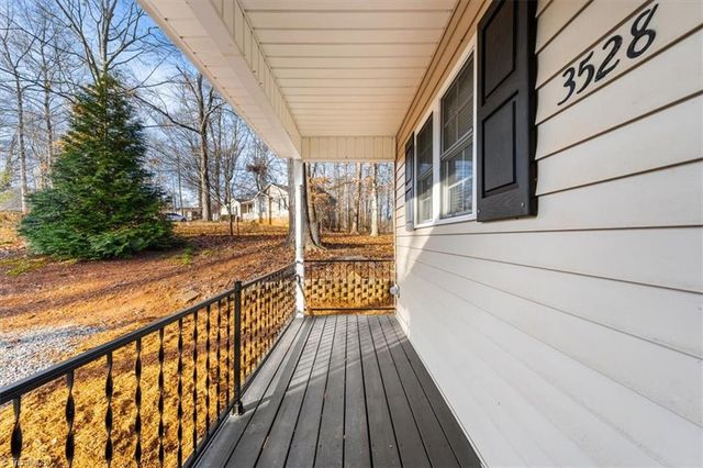 3528 Lamp Light Drive, Randleman, NC 27317