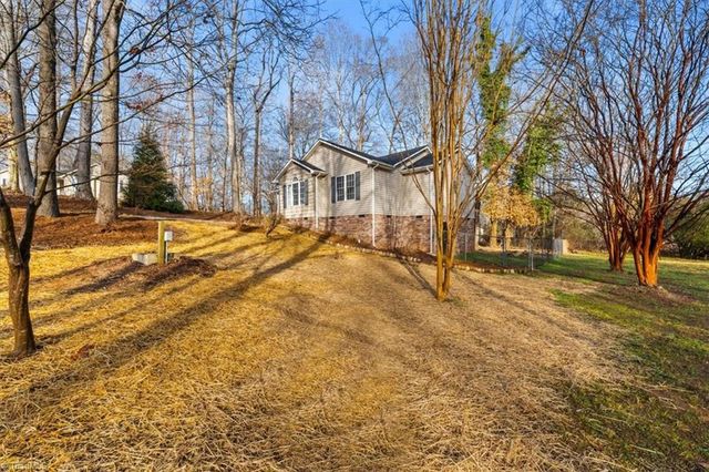 3528 Lamp Light Drive, Randleman, NC 27317