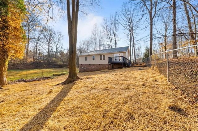 3528 Lamp Light Drive, Randleman, NC 27317