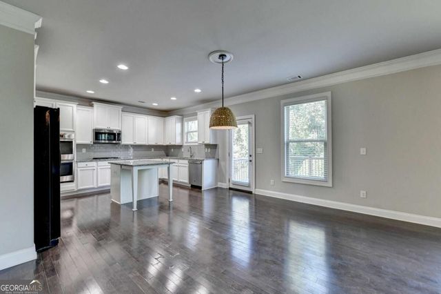 3860 Grandview Manor Drive, Cumming, GA 30028