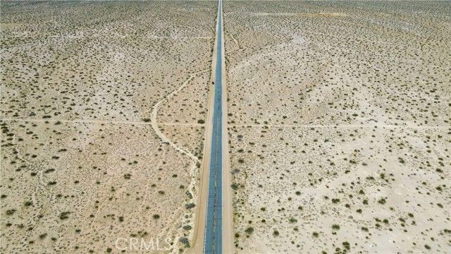 465 Shadow Mountain Road, Helendale, CA 92342