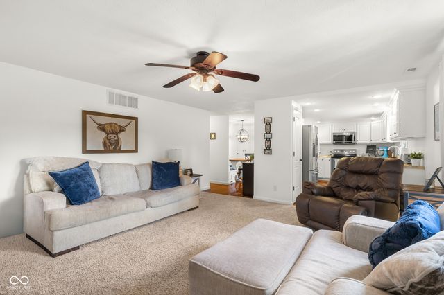 8951 S State Road 58, Columbus, IN 47201