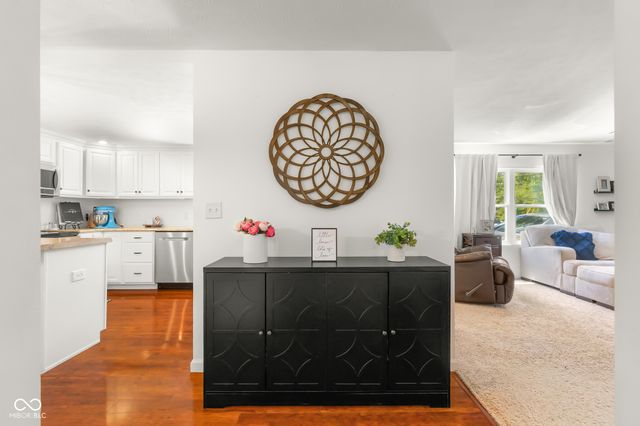 8951 S State Road 58, Columbus, IN 47201