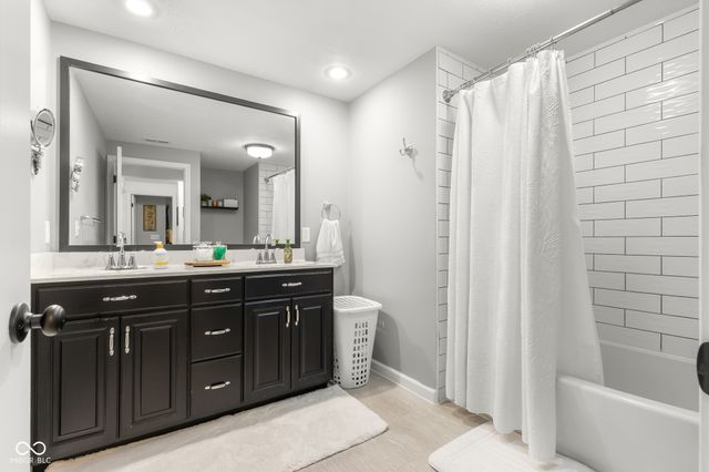 8951 S State Road 58, Columbus, IN 47201