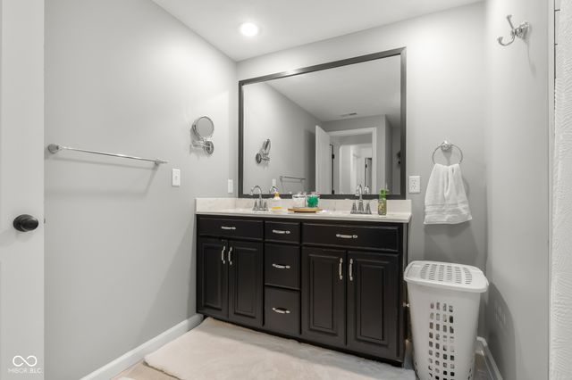 8951 S State Road 58, Columbus, IN 47201