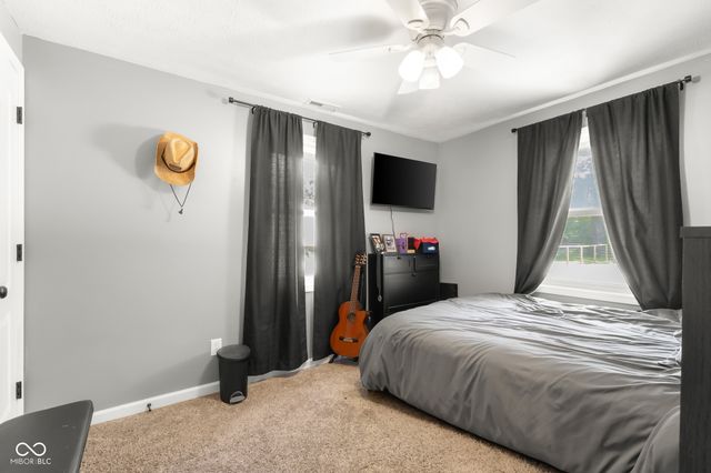 8951 S State Road 58, Columbus, IN 47201