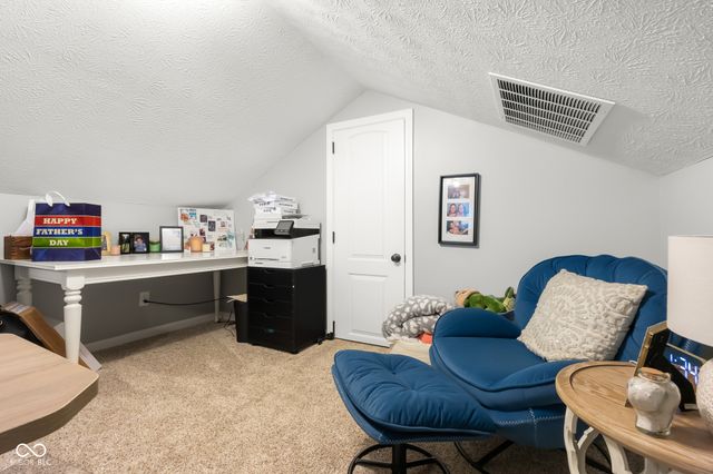 8951 S State Road 58, Columbus, IN 47201