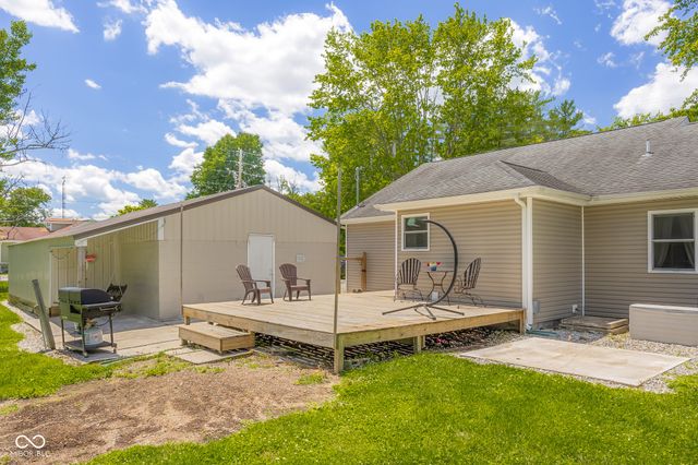 8951 S State Road 58, Columbus, IN 47201