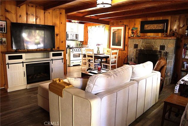 1671 Twin Lakes, Wrightwood, CA 92397