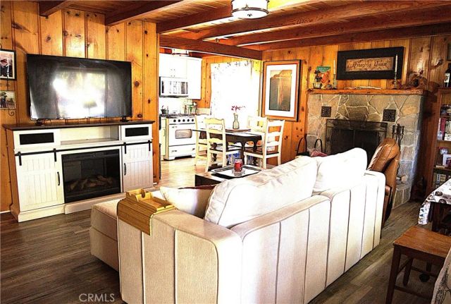 1671 Twin Lakes, Wrightwood, CA 92397