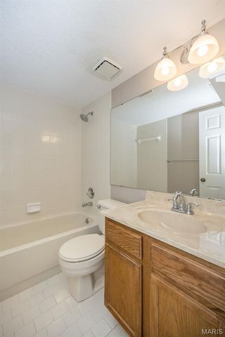 12917 Portulaca Drive 220, St Louis, MO 63146