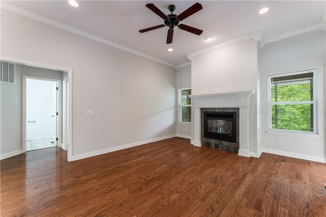 32 Latshaw Drive, Bella Vista, AR 72714