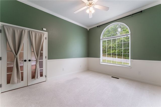 32 Latshaw Drive, Bella Vista, AR 72714