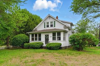 89 Homer St, Agawam, MA 01030