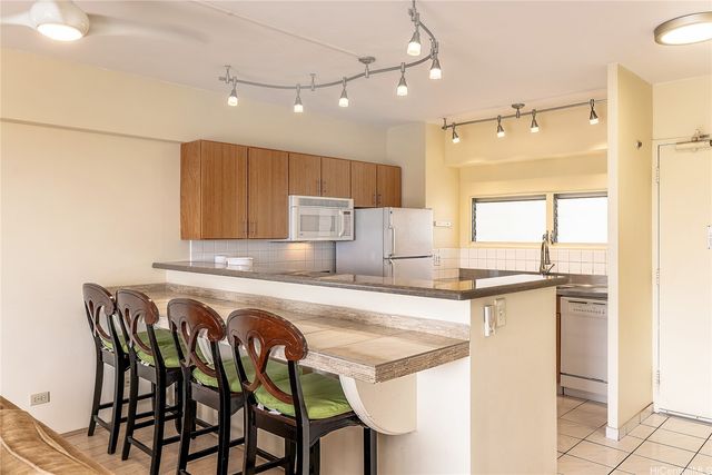 2161 Kalia Road 612, Honolulu, HI 96815