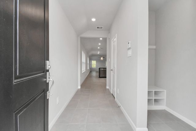 19600 Stripe Hill Bend, Montgomery, TX 77356