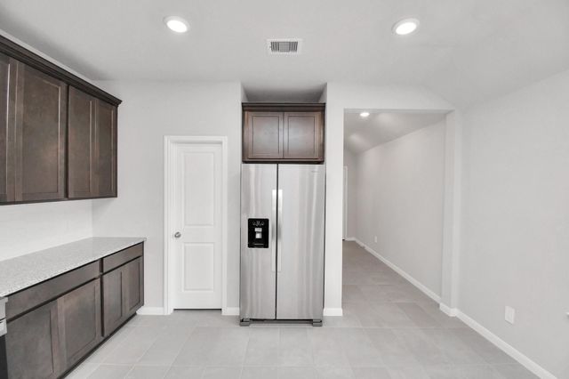 19600 Stripe Hill Bend, Montgomery, TX 77356