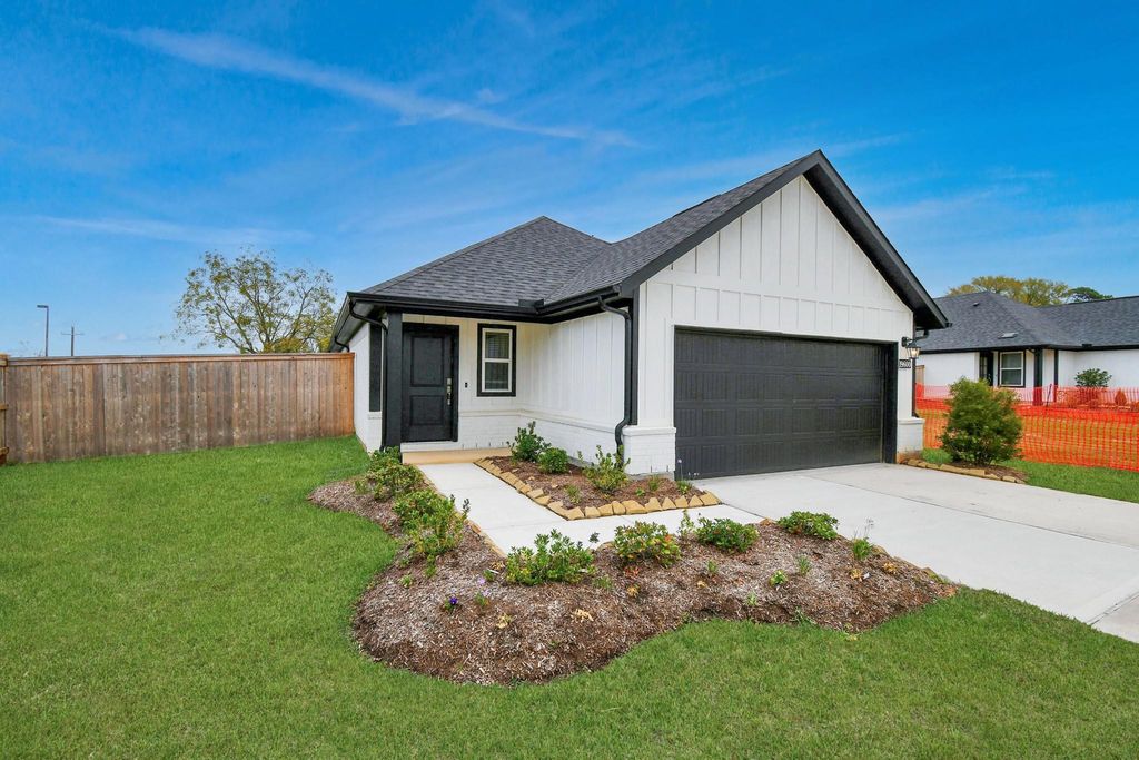 19600 Stripe Hill Bend, Montgomery, TX 77356